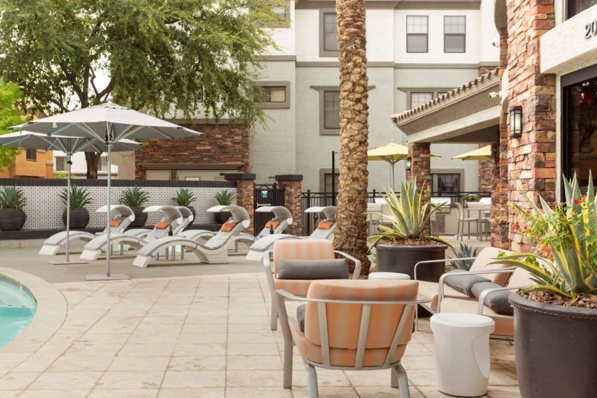Cozysuites Glendale By The Stadium With Pool 02 Buitenkant foto